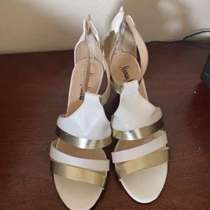 Neumann Marcus wedges